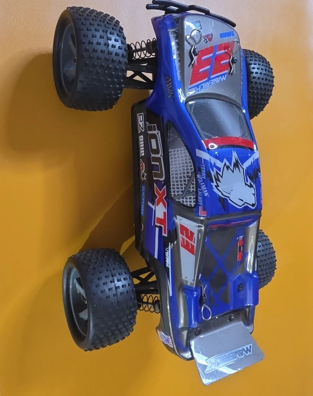 #MV128808 Maverick ION XT 1/18 RTR Electric Racing Truck